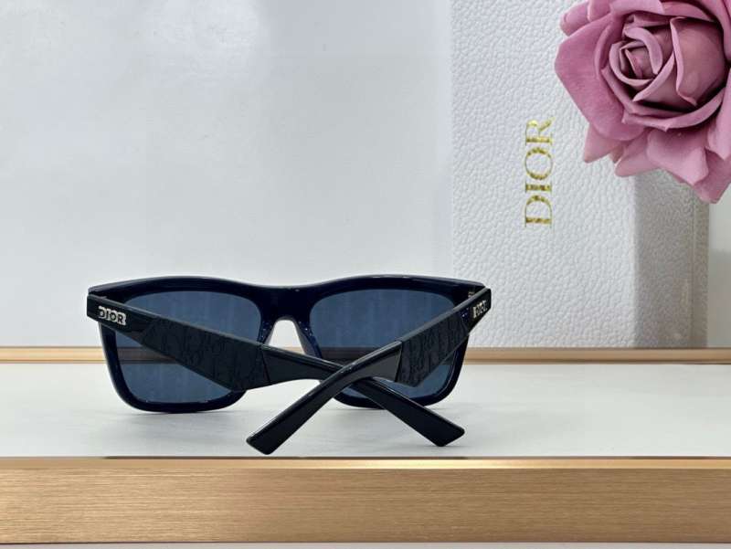 Picture of Dior Sunglasses _SKUfw55559567fw